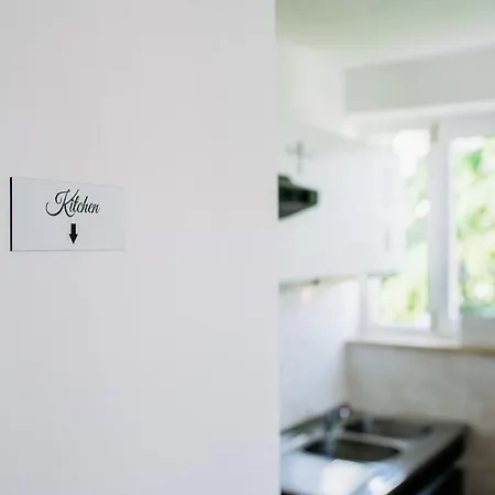 Sunnynest Apartment - 3Br Apt With Free Parking & Wi-Fi, Close To Lapad Bay Beach Dubrovnik Exterior photo